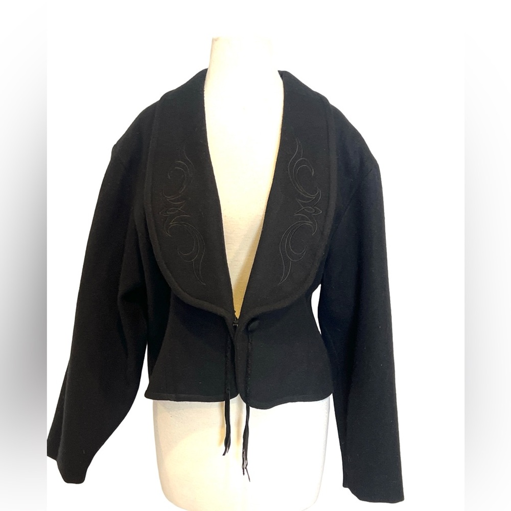 Midwest Garment Company Western Wool Cropped Blazer - Picture 2 of 12